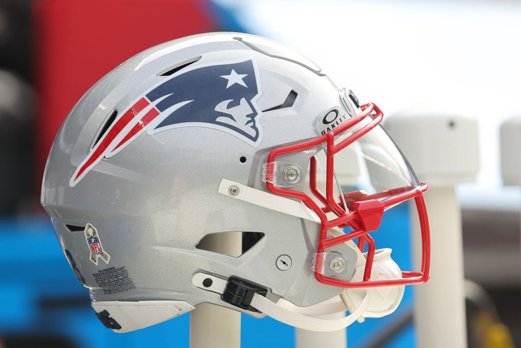 Patriots sign seven players to futures contracts as 2025 offseason gets underway